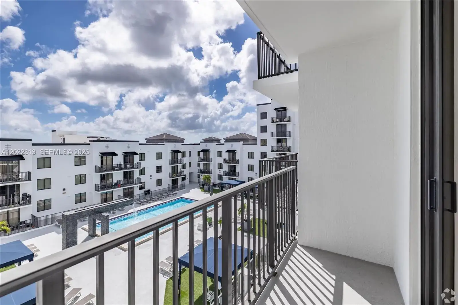2 bedroom 2 bath Residential Lease for rent at 2001 Ludlam # 414, West Miami FL 33147