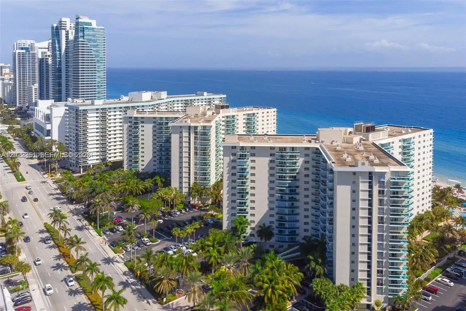 1 bedroom 1 bath Residential for sale at 3801 S Ocean Dr # 2Z, Hollywood FL 33019