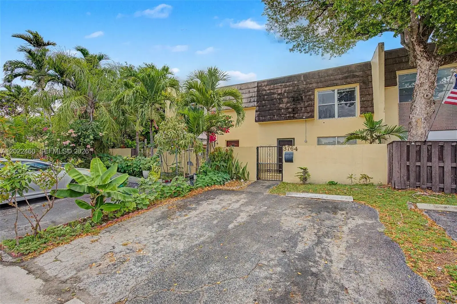 3 bedroom 1 bath Residential for sale at 3764 SW 60th Ter # 15, Davie FL 33314