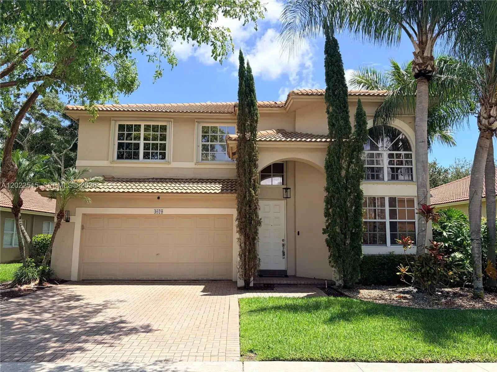 4 bedroom 3 bath Residential for sale at 4020 Sapphire Cv, Weston FL 33331