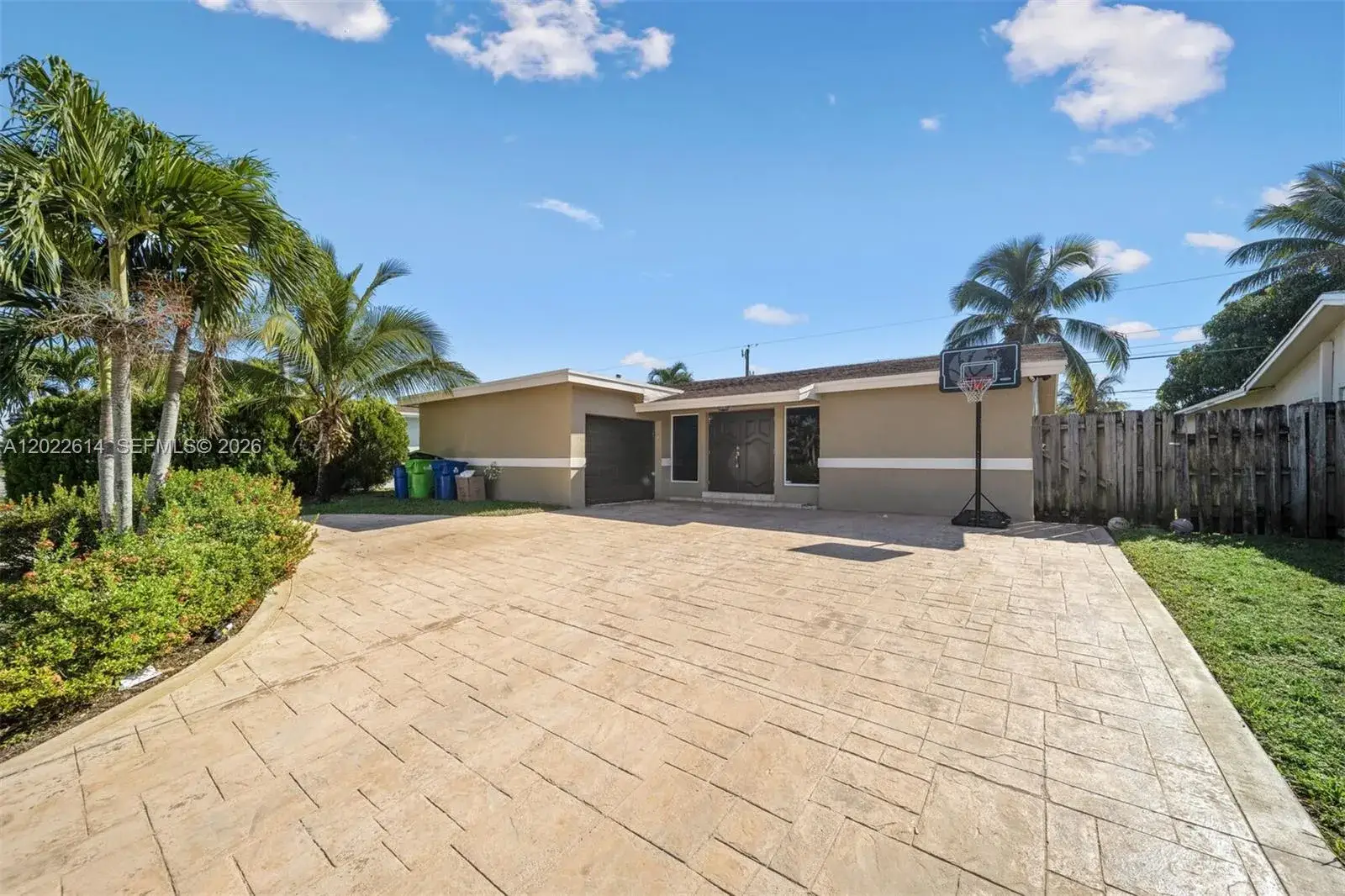 3 bedroom 2 bath Residential for sale at 9650 NW 24th St, Sunrise FL 33322