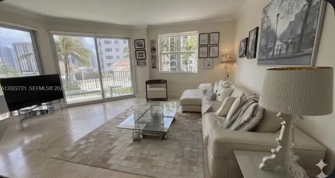 2 bedroom 2 bath Residential for sale at 20000 E Country Club Dr # 601, Aventura FL 33180