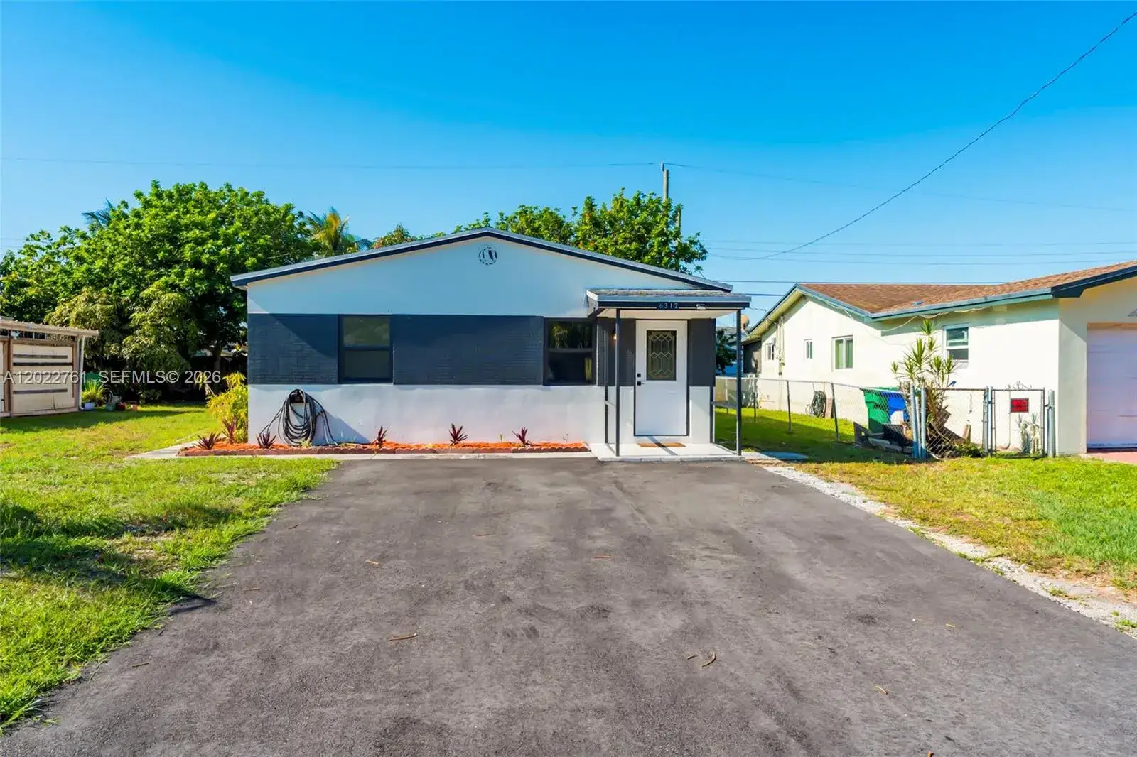3 bedroom 1 bath Residential Lease for rent at 6312 SW 19th St # 1, Miramar FL 33023