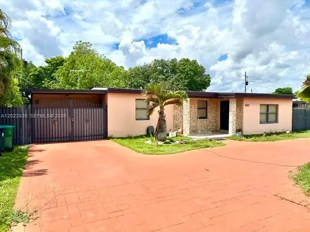3 bedroom 1 bath Residential for sale at 4500 SW 97th Ave, Miami FL 33165