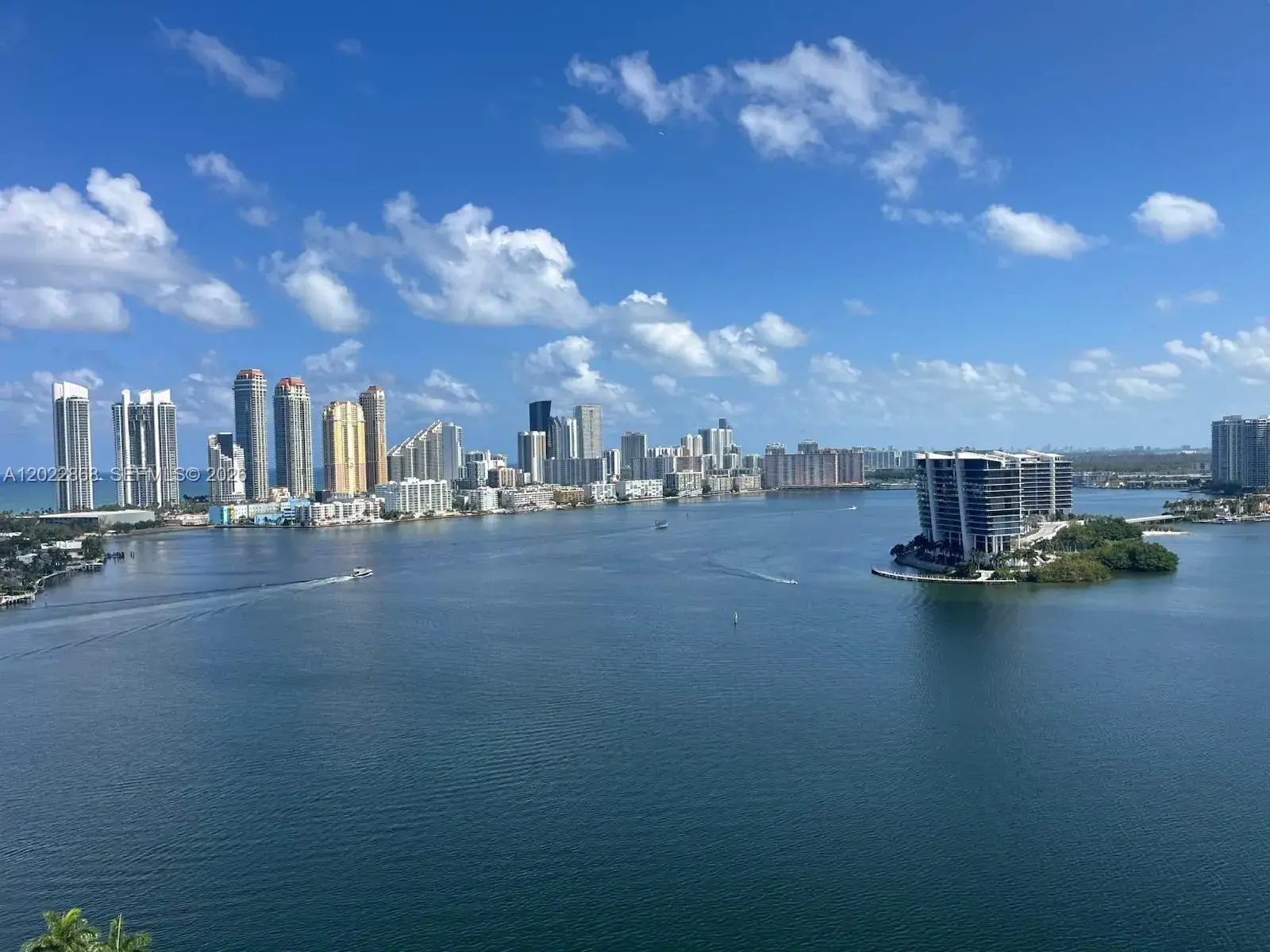 2 bedroom 2 bath Residential Lease for rent at 3530 Mystic Pointe Dr # 1412, Aventura FL 33180