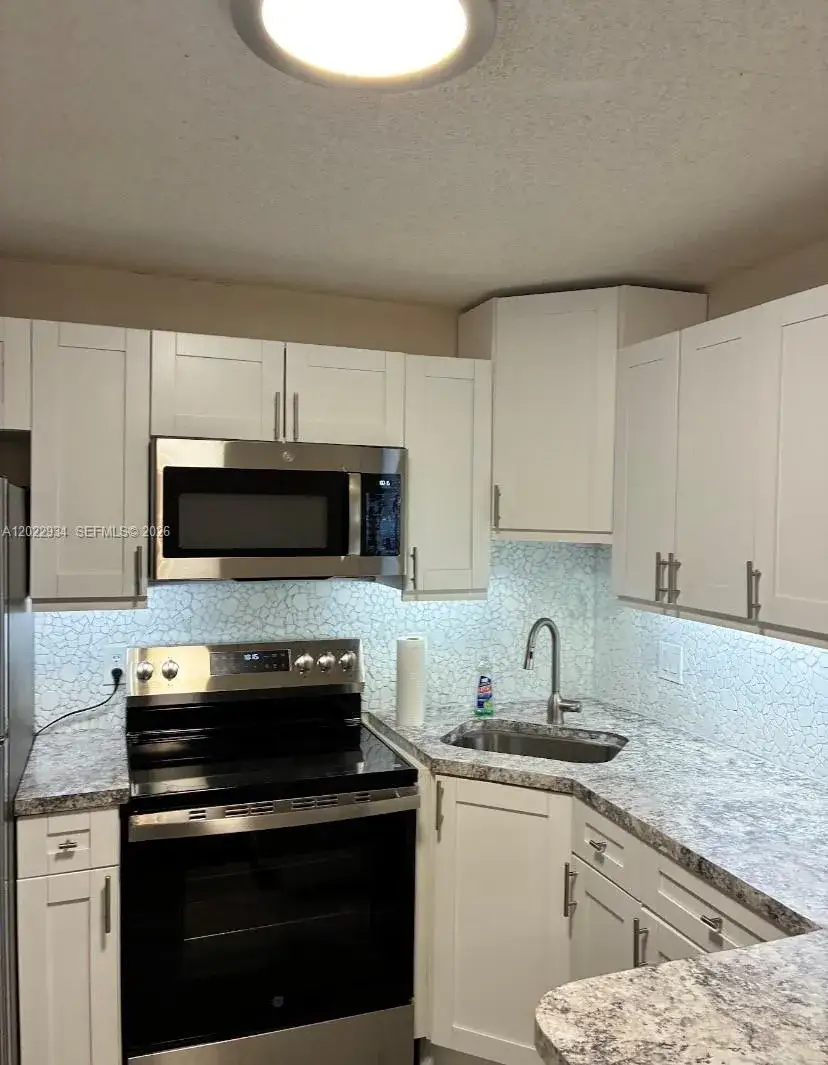 2 bedroom 1 bath Residential Lease for rent at 117 NE 5TH ST NE # 113, Winter Haven FL 33881