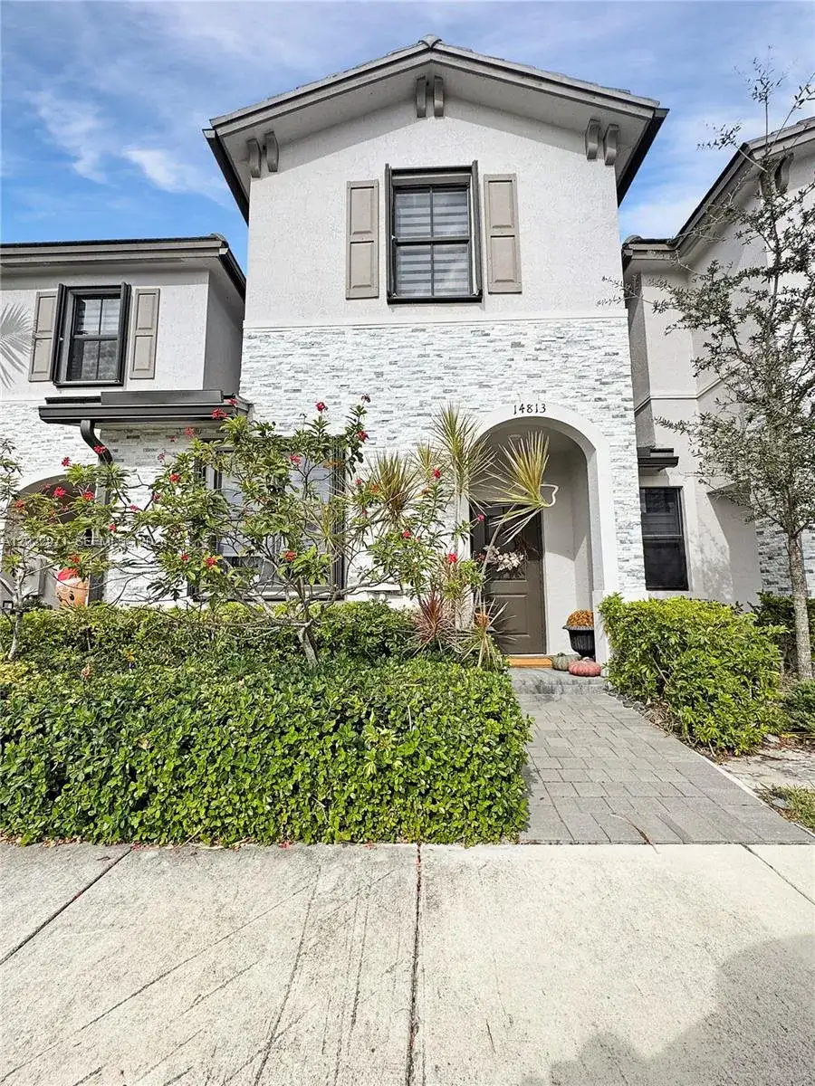 3 bedroom 2 bath Residential Lease for rent at 14813 SW 183rd Ter # 14813, Miami FL 33187