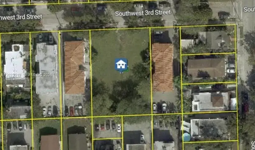 Commercial Land for sale at 1534 SW 3rd St, Miami FL 33135