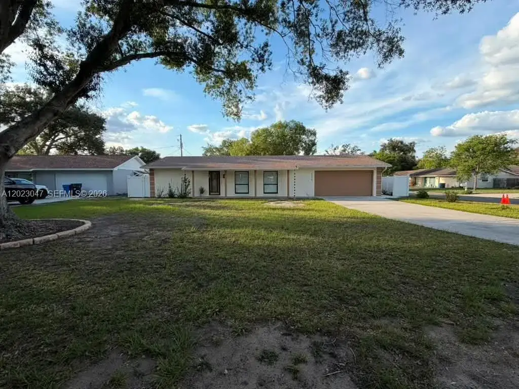 4 bedroom 2 bath Residential for sale at 1210 BRANDA VISTA DR, Brandon FL 33510