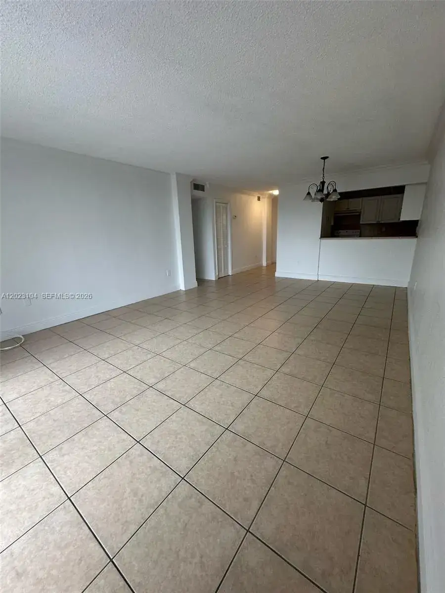 2 bedroom 1 bath Residential Lease for rent at 6930 Miami Gardens Dr # 408, Hialeah FL 33015