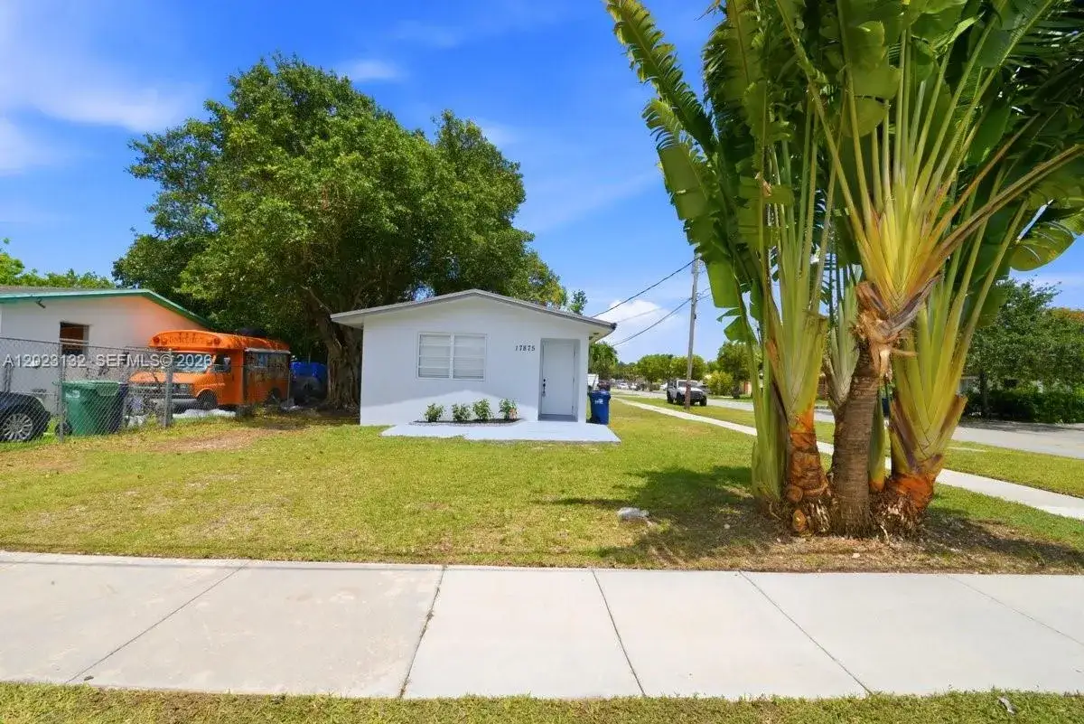 3 bedroom 1 bath Residential for sale at 17875 SW 103rd Ave, Miami FL 33157