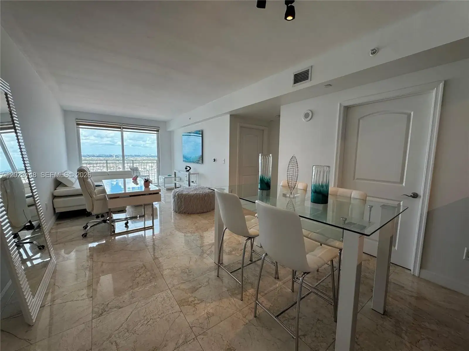 1 bedroom 1 bath Residential for sale at 7350 SW 89th St # 1809S, Miami FL 33156