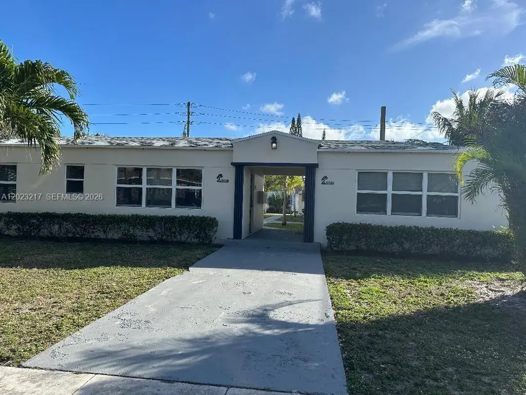 1 bath Residential Lease for rent at 1956 Lincoln St # 5, Hollywood FL 33020