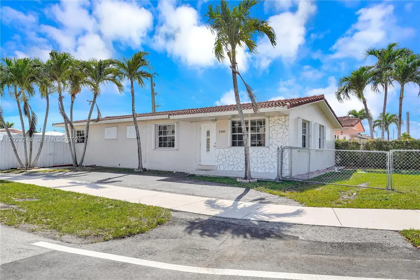3 bedroom 2 bath Residential for sale at 2400 SW 103rd Ct, Miami FL 33165