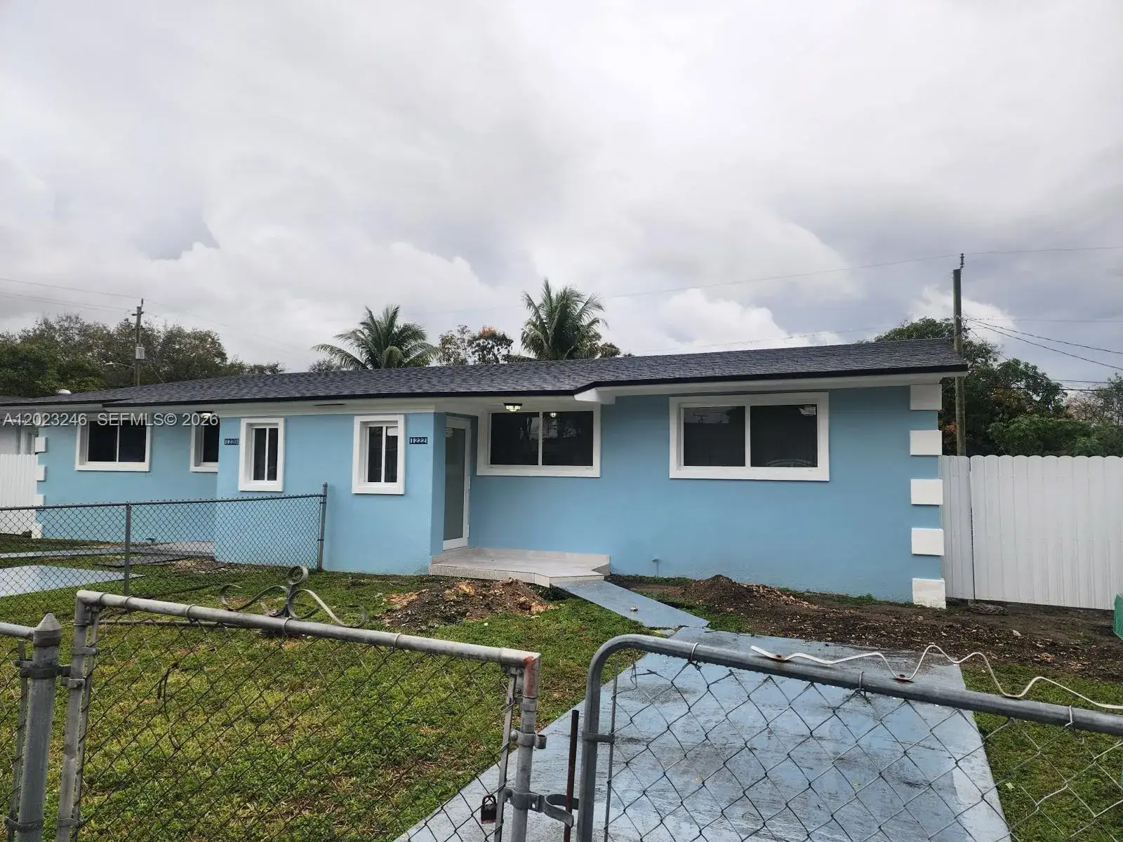 2 bedroom 1 bath Residential Lease for rent at 1222 NW 102nd St # 2, Miami FL 33147