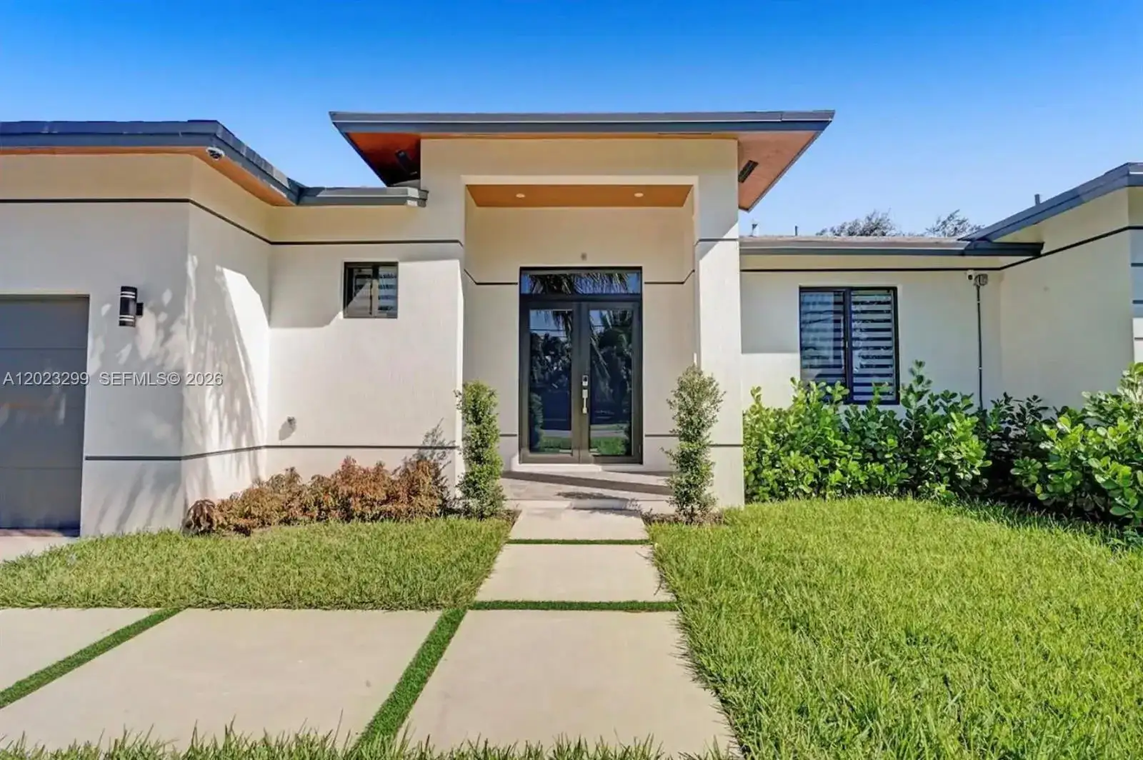 5 bedroom 2 bath Residential Lease for rent at 1930 SW 36th Ave, Fort Lauderdale FL 33312