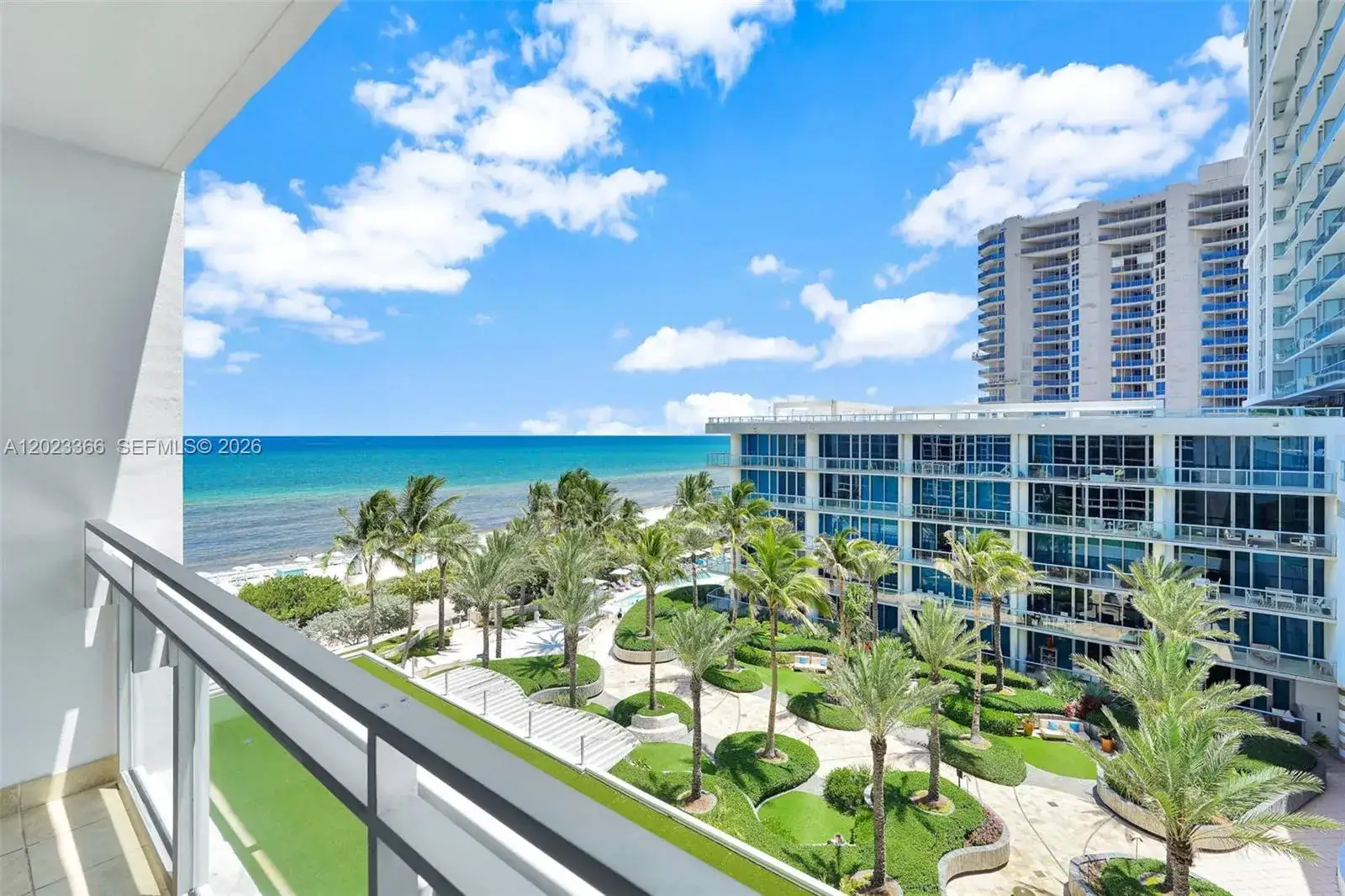 1 bedroom 1 bath Residential for sale at 6801 Collins Ave, Miami Beach FL 33141