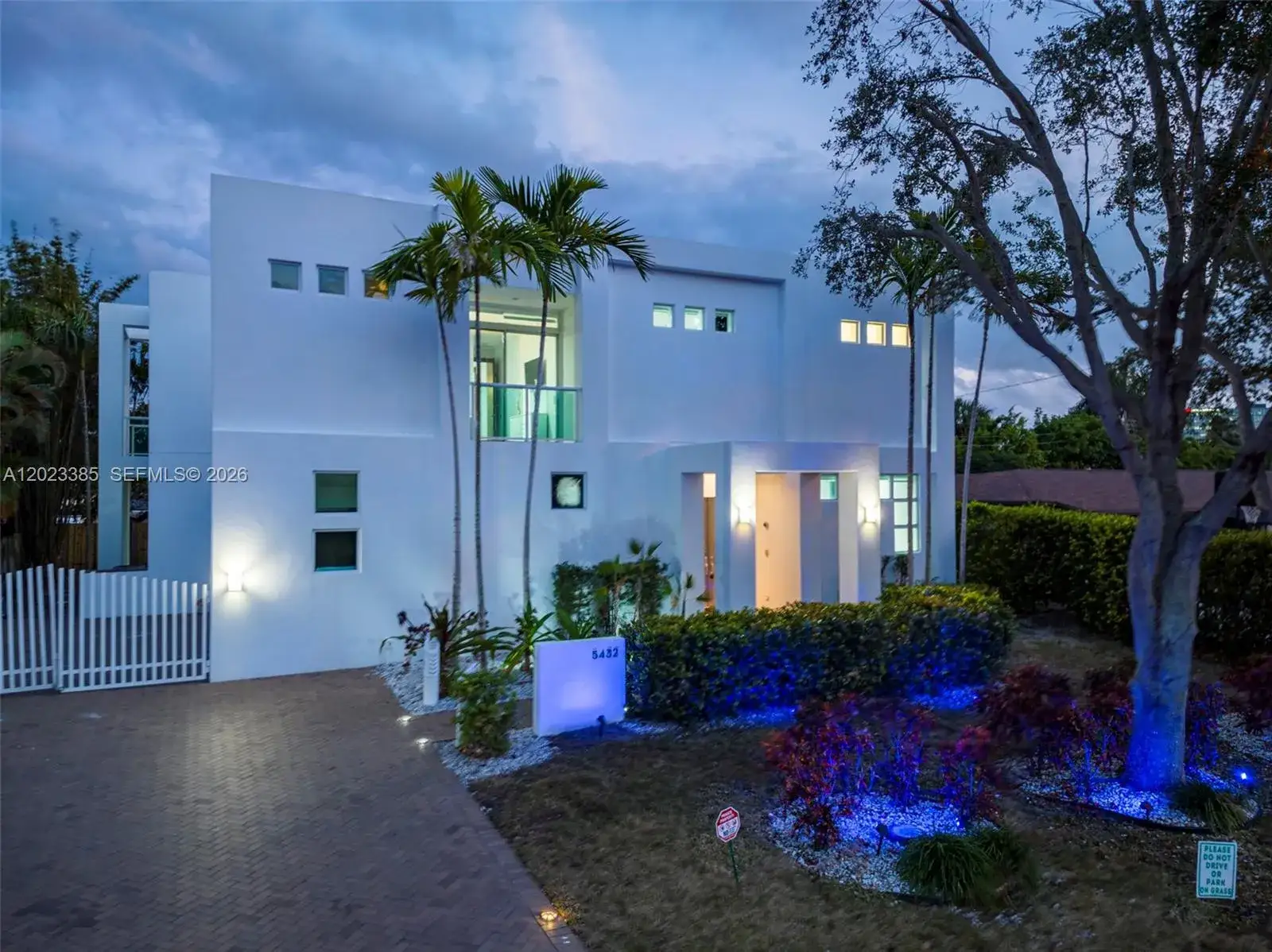 7 bedroom 5 bath Residential Lease for rent at 5432 NE 21st Ter, Fort Lauderdale FL 33308