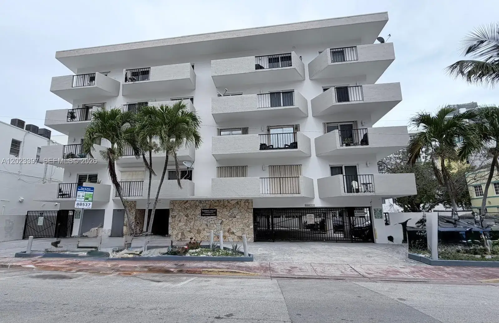 1 bedroom 2 bath Residential for sale at 6965 Harding Ave # 401, Miami Beach FL 33141