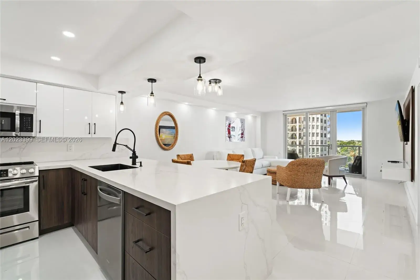 1 bedroom 2 bath Residential Lease for rent at 5701 Collins Ave # 503, Miami Beach FL 33140