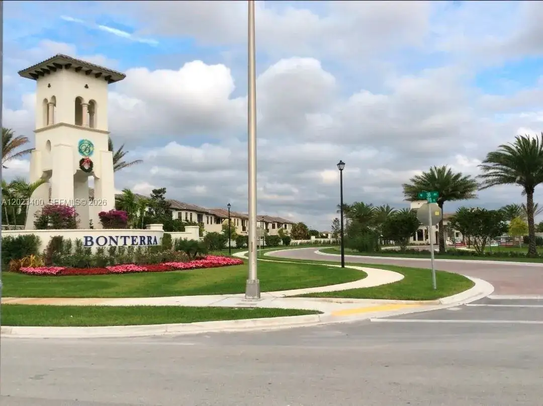 3 bedroom 2 bath Residential Lease for rent at 9261 W 33rd Way, Hialeah FL 33018
