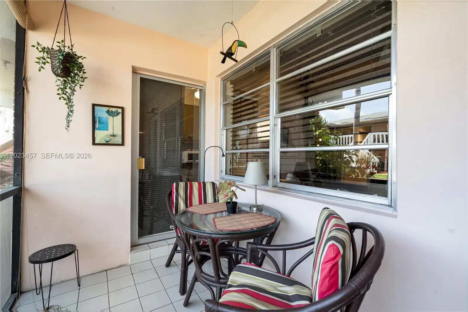 1 bedroom 1 bath Residential for sale at 160 NE 8th Avenue # 21A, Hallandale Beach FL 33009