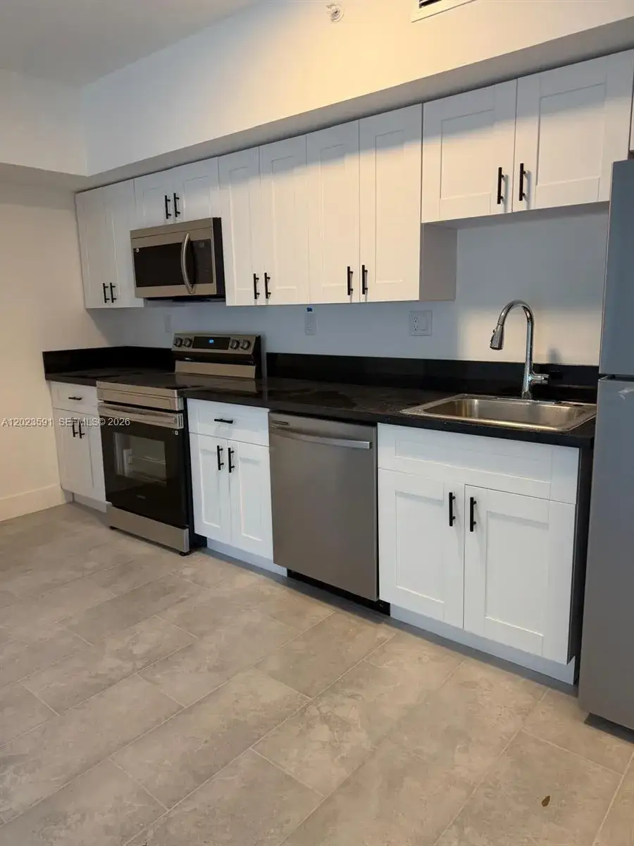 4 bedroom 2 bath Residential Lease for rent at 147 Nw 59th St # 206, Miami FL 33127