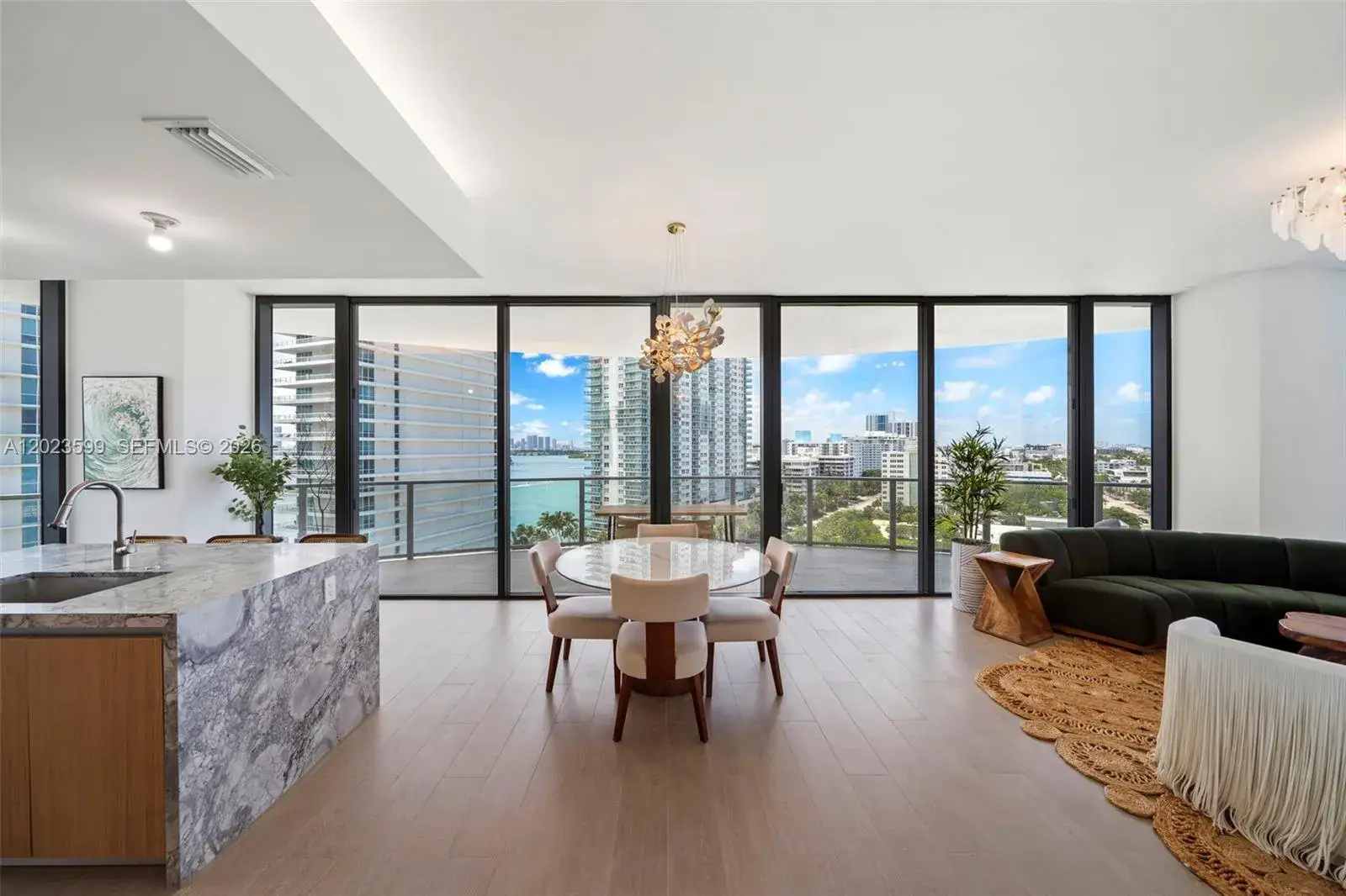 2 bedroom 2 bath Residential for sale at 500 Alton # 1205, Miami Beach FL 33139