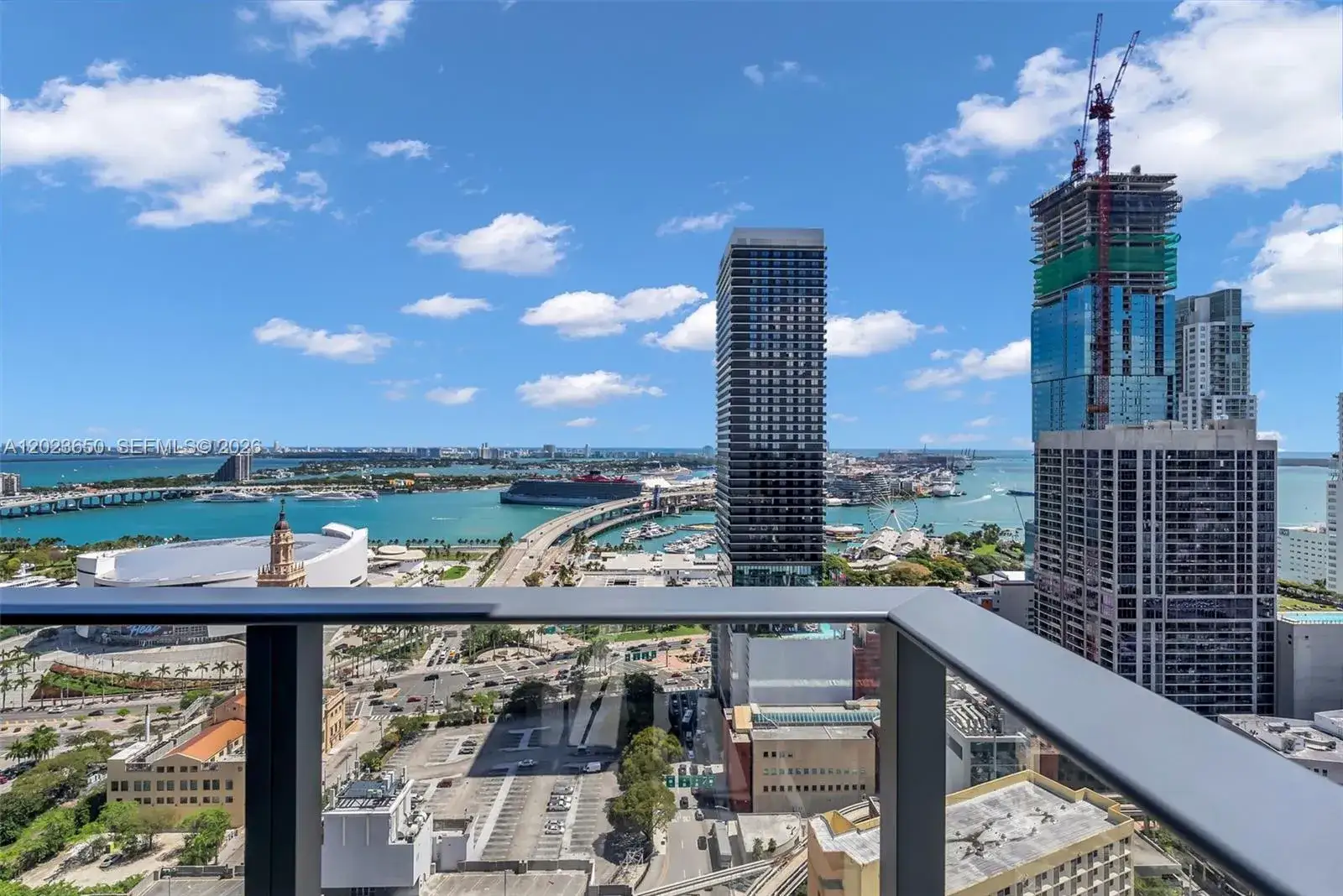 2 bedroom 2 bath Residential for sale at 121 NE 5th St # 3401, Miami FL 33132