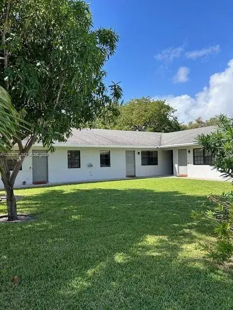 Residential Income for sale at 1099 NE 35th St, Oakland Park FL 33334