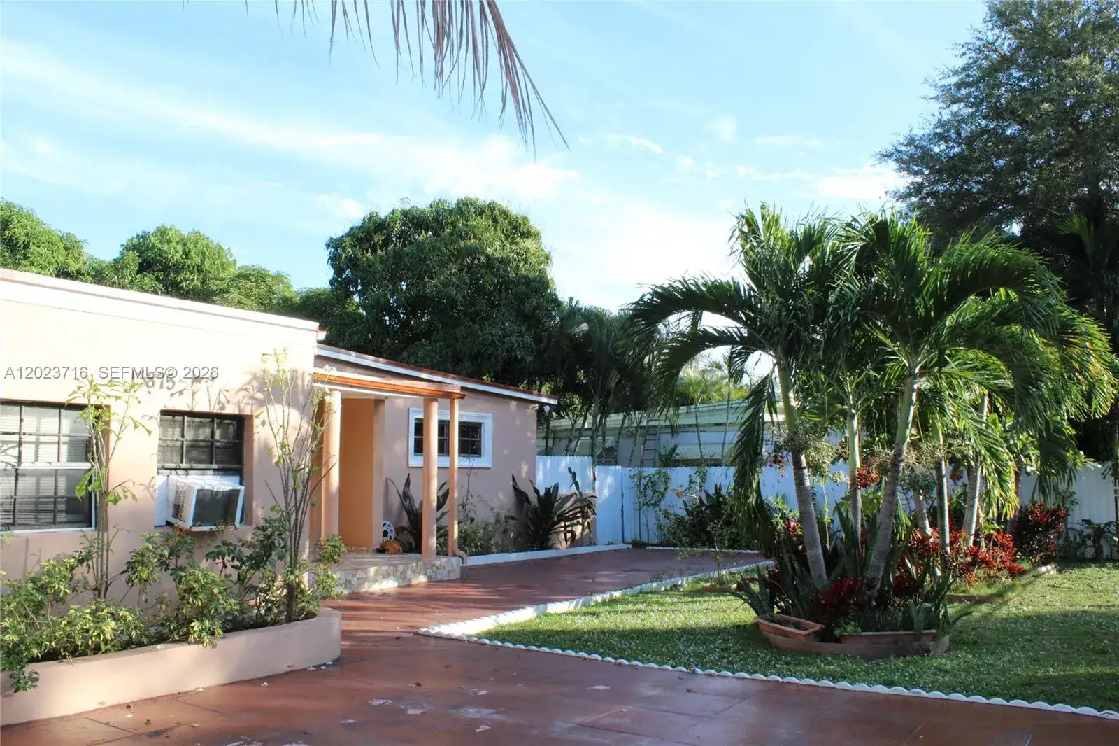 4 bedroom 3 bath Residential for sale at 13875 NE 16th Ct, North Miami FL 33181