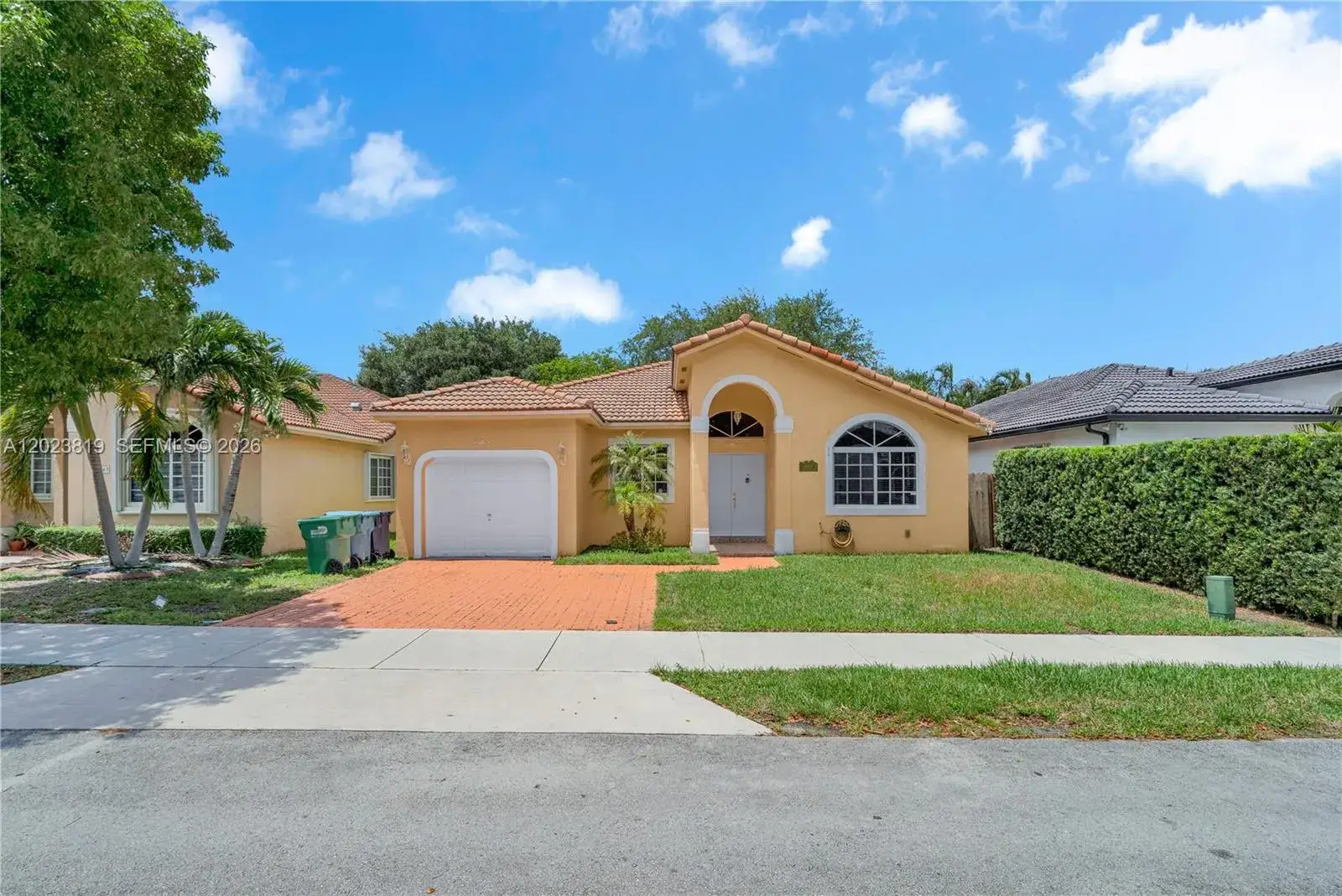 4 bedroom 2 bath Residential Lease for rent at 15339 SW 32nd Ter, Miami FL 33185