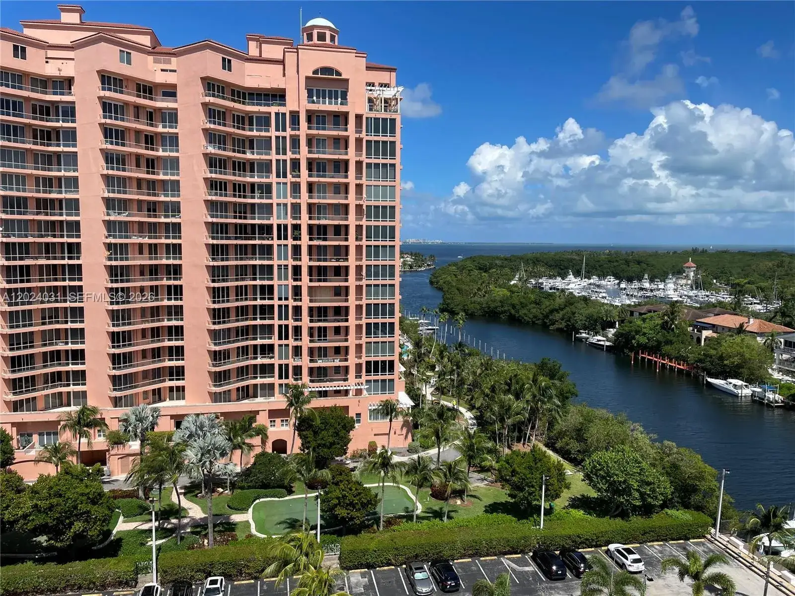 1 bedroom 1 bath Residential Lease for rent at 90 Edgewater Dr # 1222, Coral Gables FL 33133