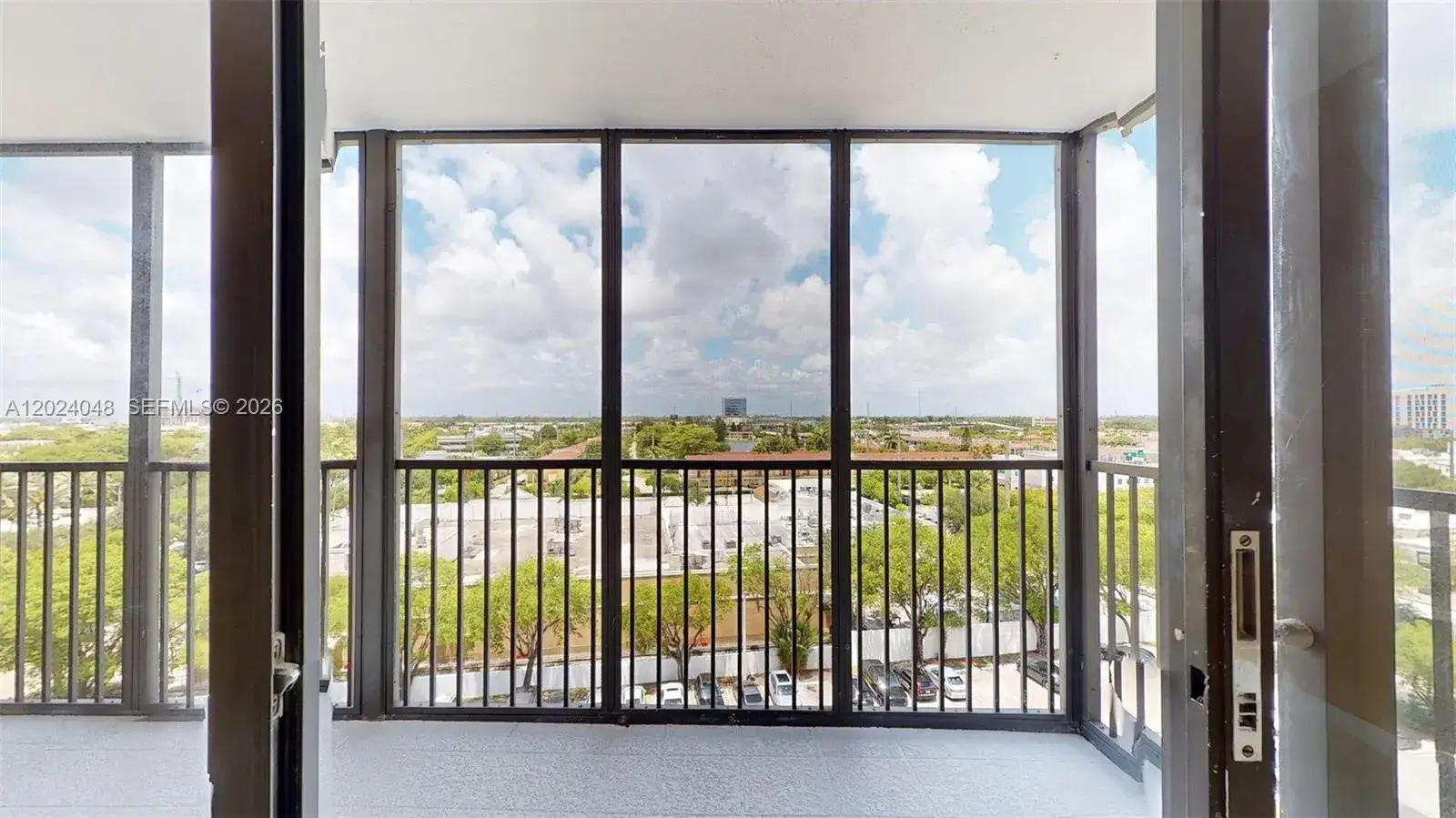 1 bedroom 1 bath Residential for sale at 20100 W Country Club Dr # 801, Aventura FL 33180