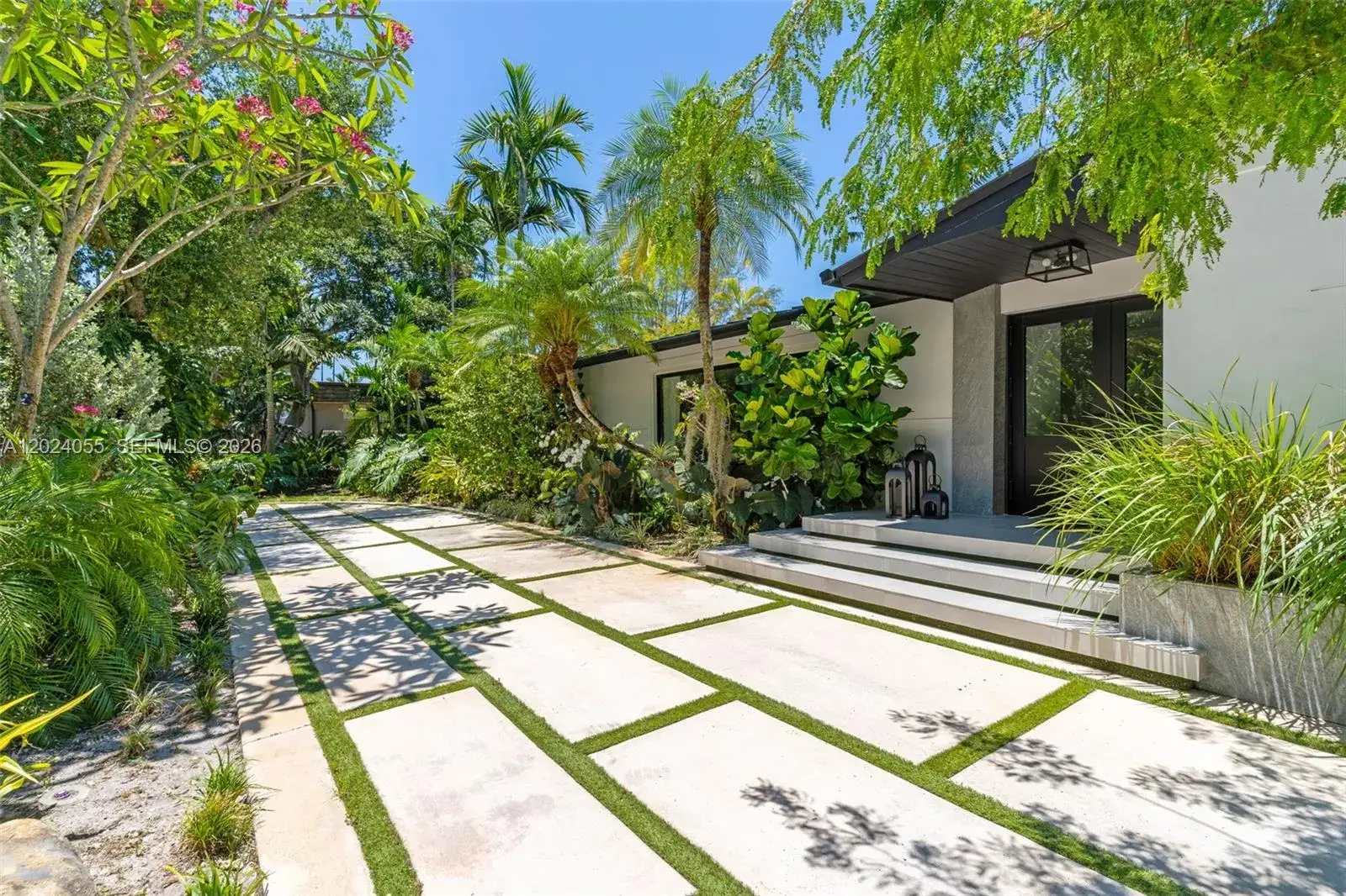 4 bedroom 2 bath Residential for sale at 13400 SW 70th Ave, Pinecrest FL 33156