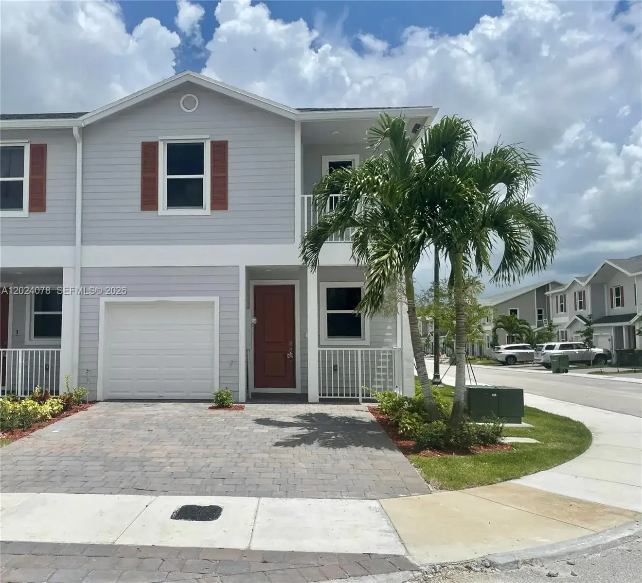 906 SE 17th St # 0, Homestead FL 33034