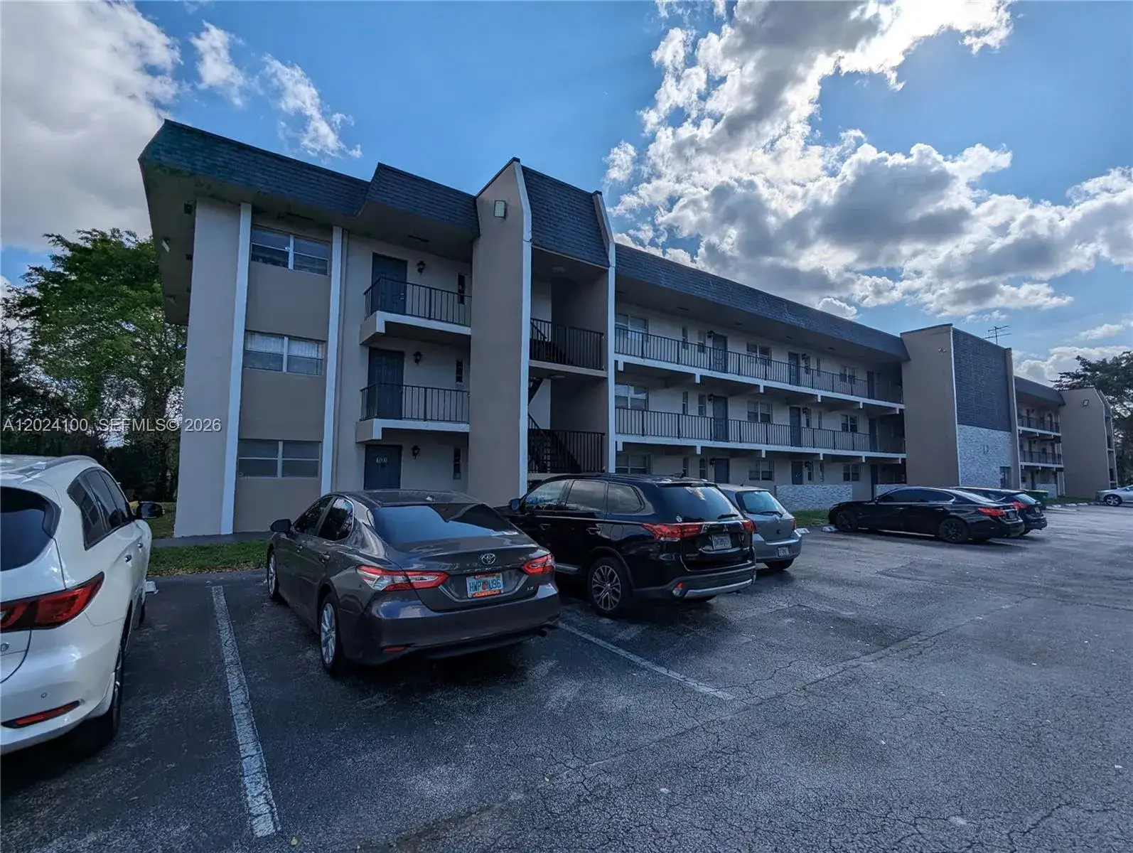 2 bedroom 2 bath Residential for sale at 8020 Fairview Dr # 301, Tamarac FL 33321