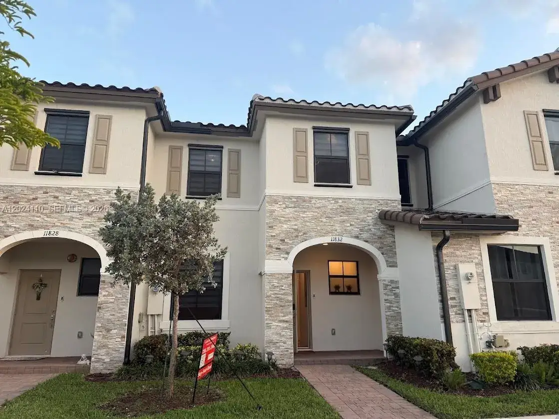 3 bedroom 2 bath Residential for sale at 11832 SW 245th Ter, Homestead FL 33032