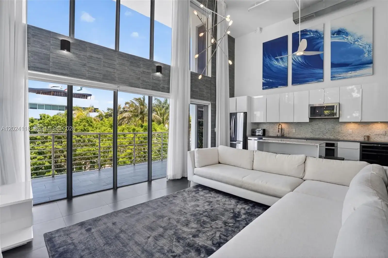 2 bedroom 2 bath Residential for sale at 900 4th St # 6, Miami Beach FL 33139
