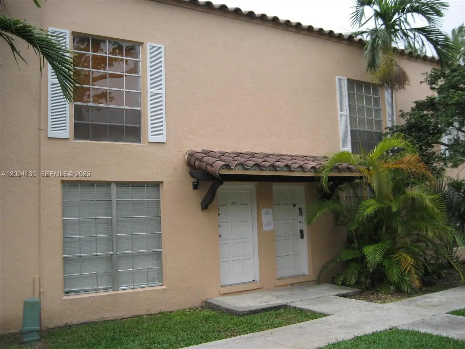 2 bedroom 1 bath Residential for sale at 10806 N Kendall Dr # 26, Miami FL 33176