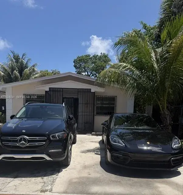 2 bedroom 1 bath Residential Lease for rent at 262 NE 55th Ter # 0, Miami FL 33137