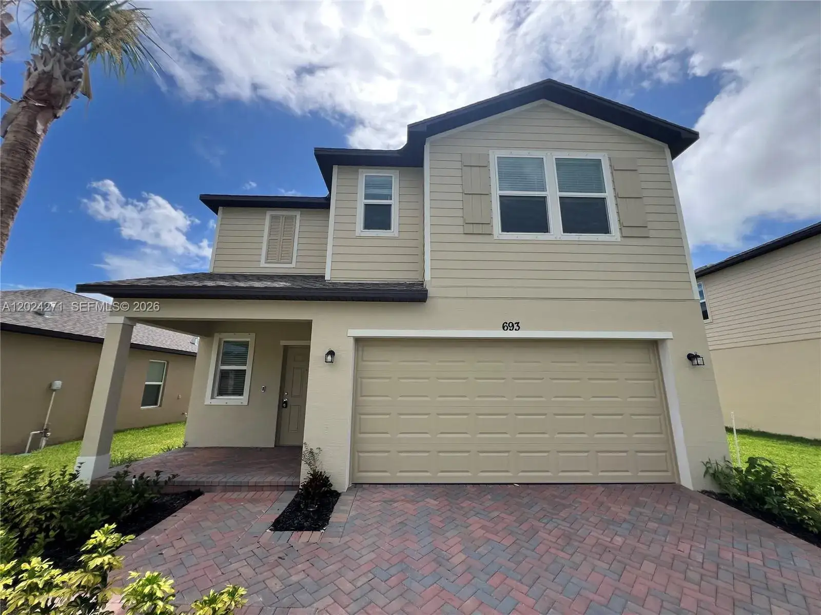 6 bedroom 3 bath Residential Lease for rent at 693 Carlyle Way, Fort Pierce FL 34947