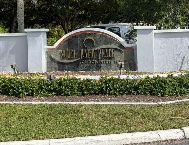 2 bedroom 2 bath Residential Lease for rent at 7610 Westwood Dr # 122, Tamarac FL 33321