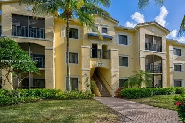 3 bedroom 2 bath Residential Lease for rent at 2727 Anzio Ct # 106, Palm Beach Gardens FL 33410