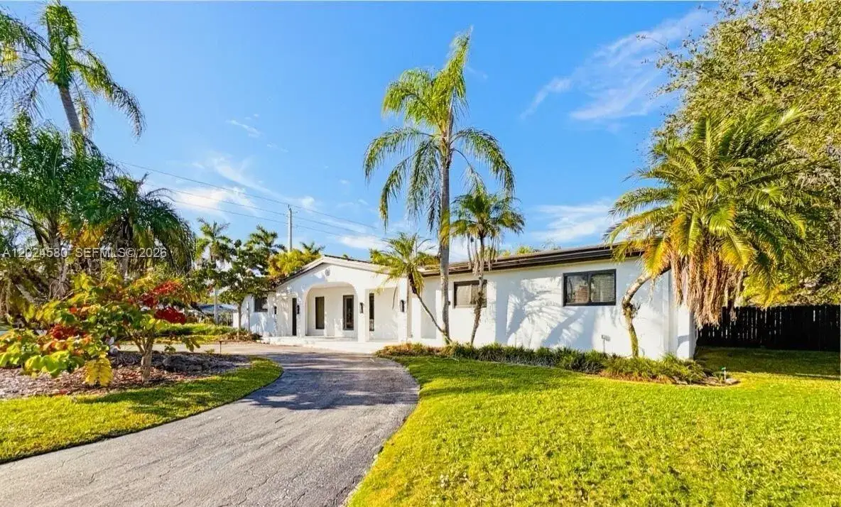 5 bedroom 3 bath Residential for sale at 8695 SW 110th St, Miami FL 33156