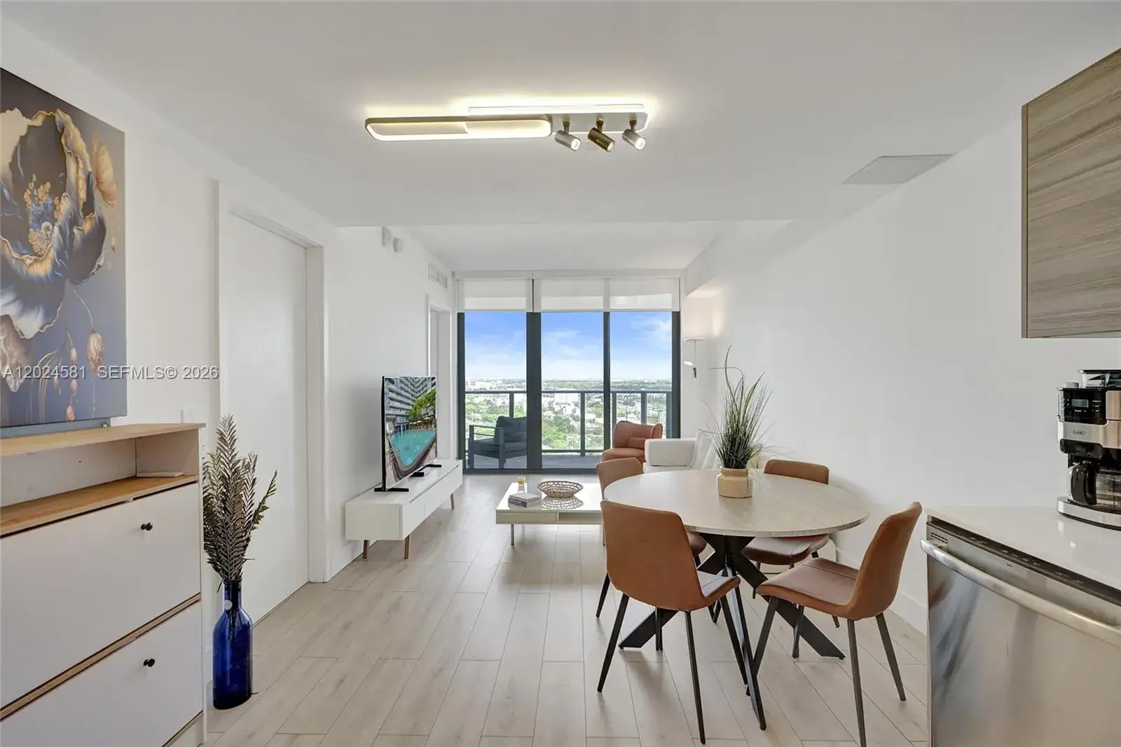 1 bedroom 1 bath Residential Lease for rent at 121 NE 34th St # 2310, Miami FL 33137