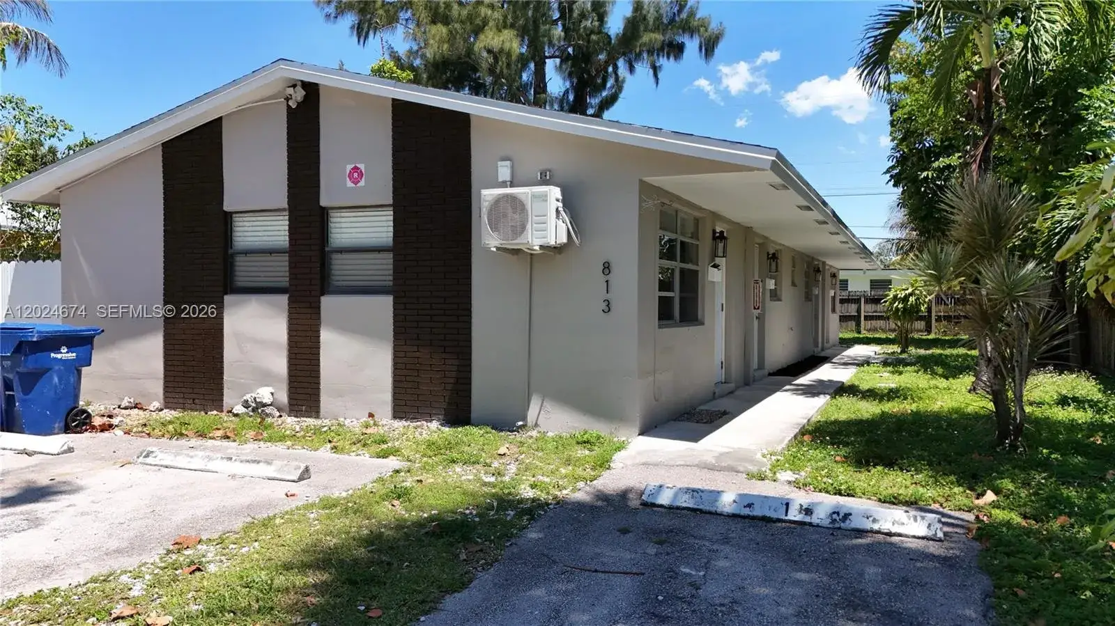 Residential Income for sale at 813 SW 29th St, Fort Lauderdale FL 33315