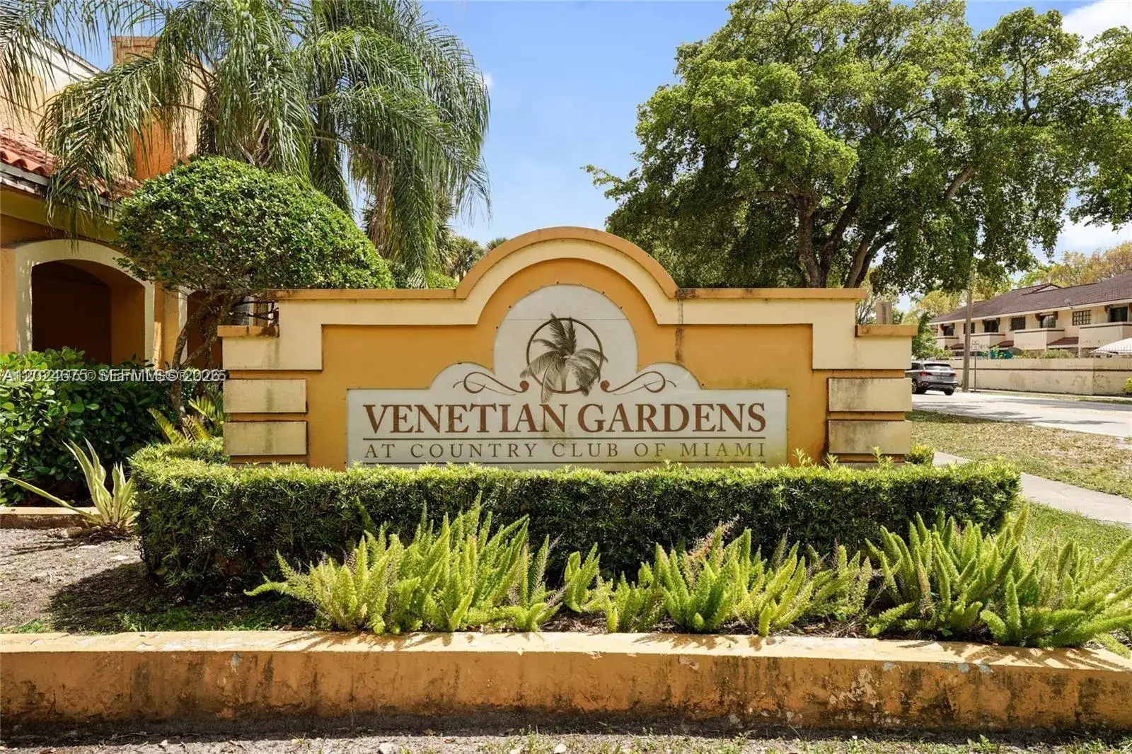 18111 NW 68th Ave # F203, Hialeah FL 33015