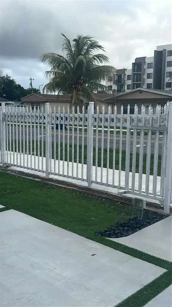 1 bedroom 1 bath Residential Lease for rent at 2335 NW 171st Ter # 1, Miami Gardens FL 33056