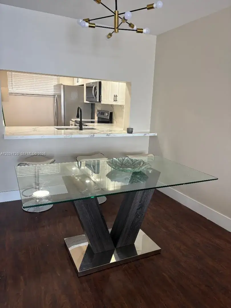 2 bedroom 2 bath Residential Lease for rent at 111 Lake Emerald Dr # 302, Oakland Park FL 33309